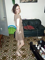 Fascinating older MILF posing naked